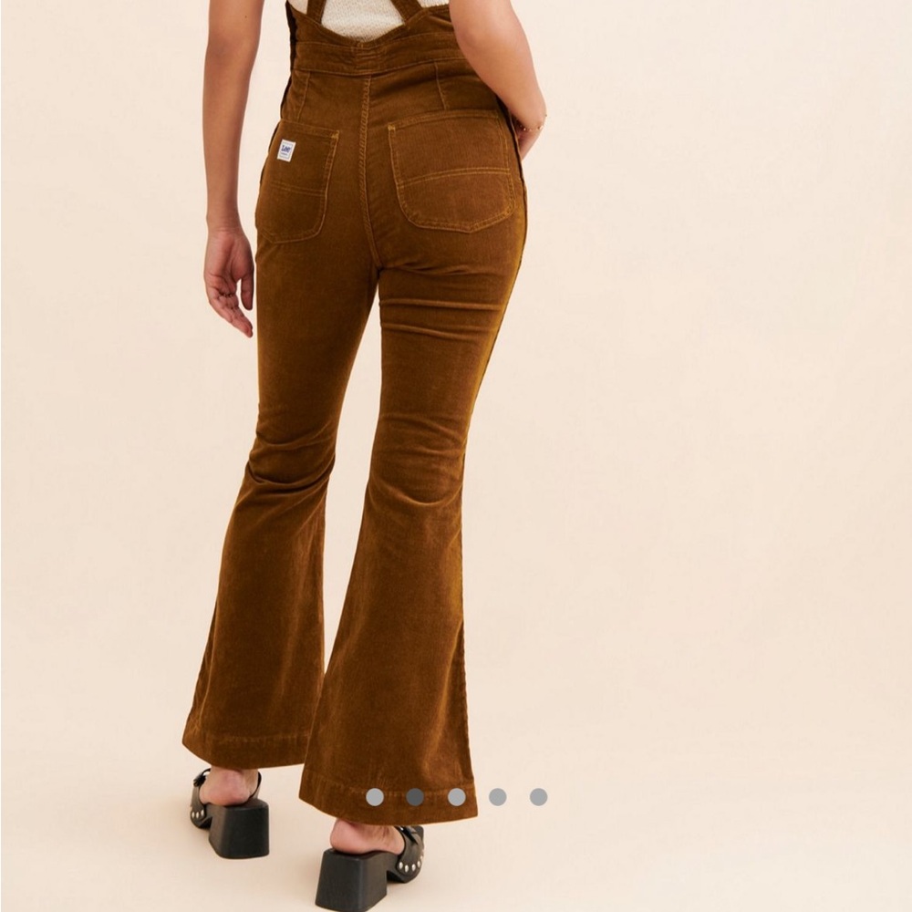 Lee Vintage Free People Women's Brown Corduroy Flare Overalls Size Medium - Picture 7 of 7